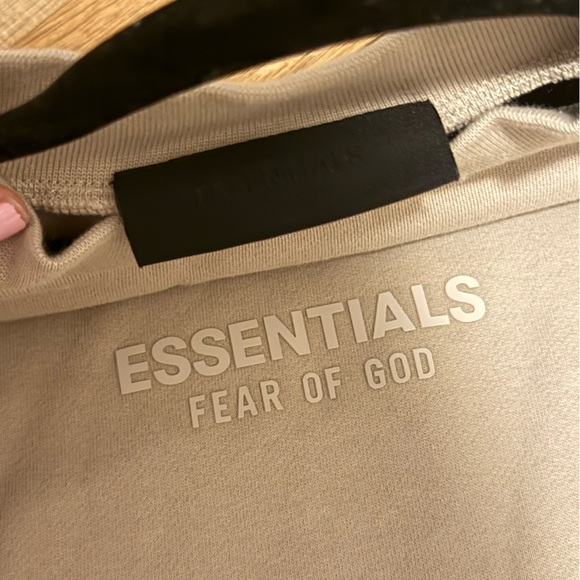 Fear of God Essentials Beige Sweatshirt - Picture 2 of 3